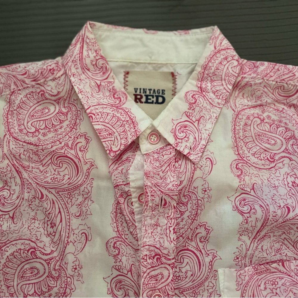 Men’s Vintage Red Shirt Size Medium